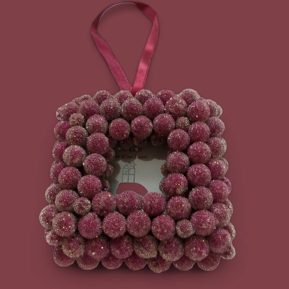 Luxury Grape Fruit Photo Frame to Ad to any Bottle